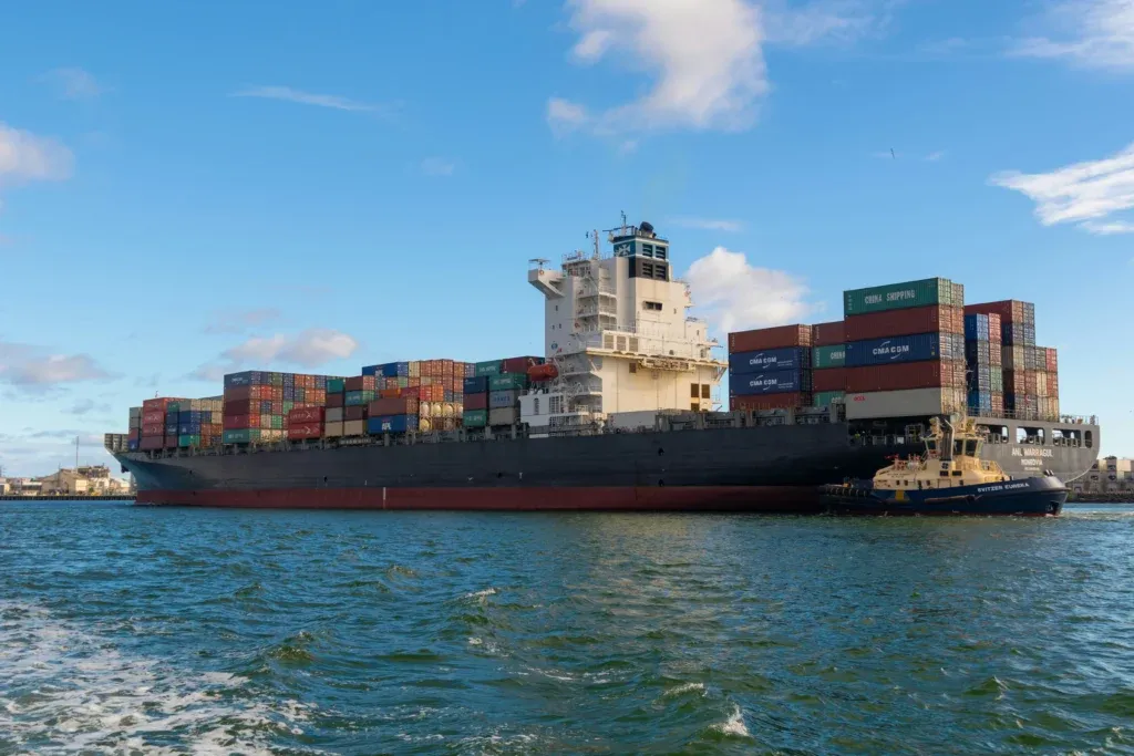 How to choose between air andsea freight How to choose between air andsea freight